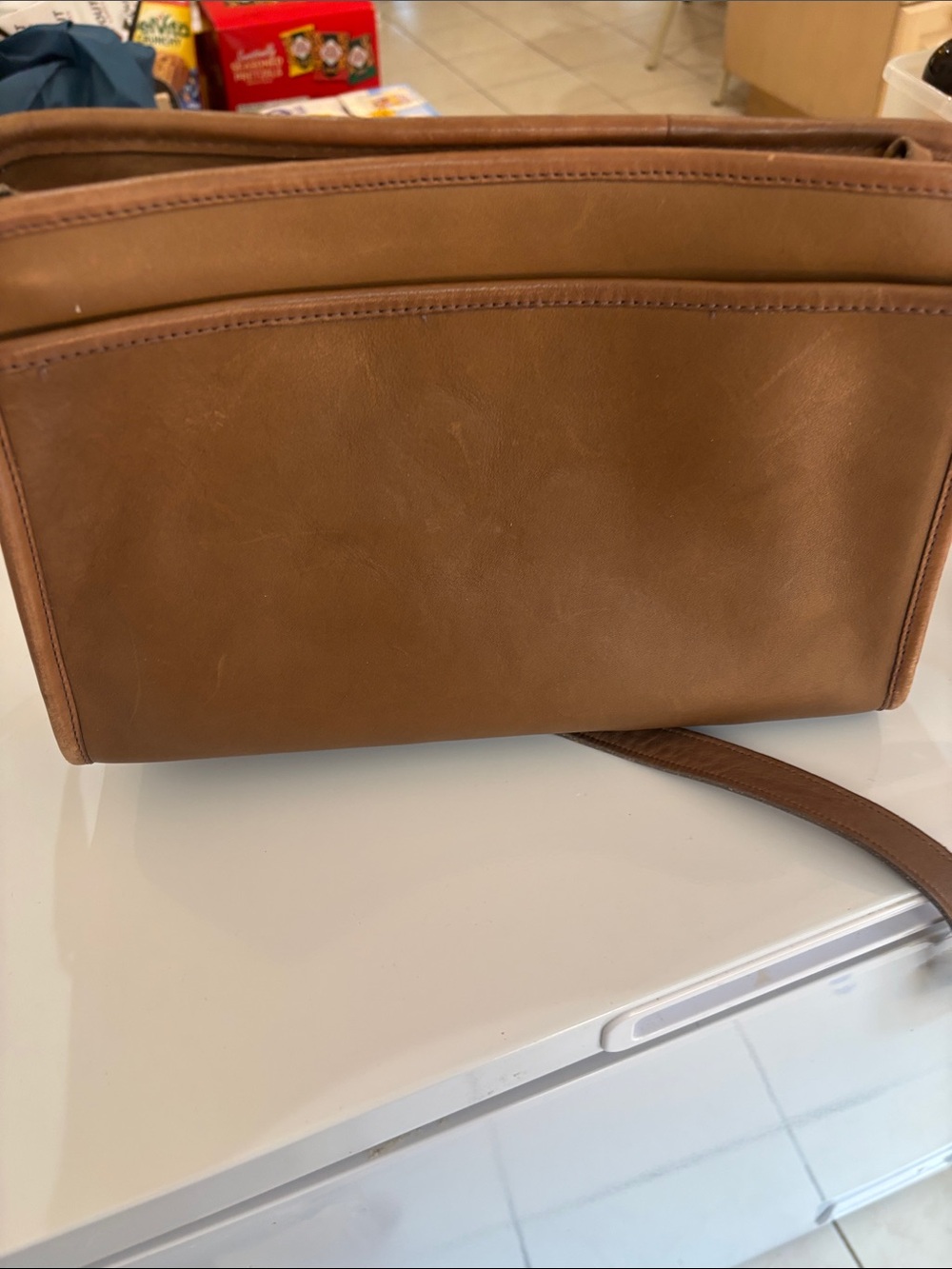 Coach Classic Beige Leather Womens Crossbody Bag - Picture 8 of 11